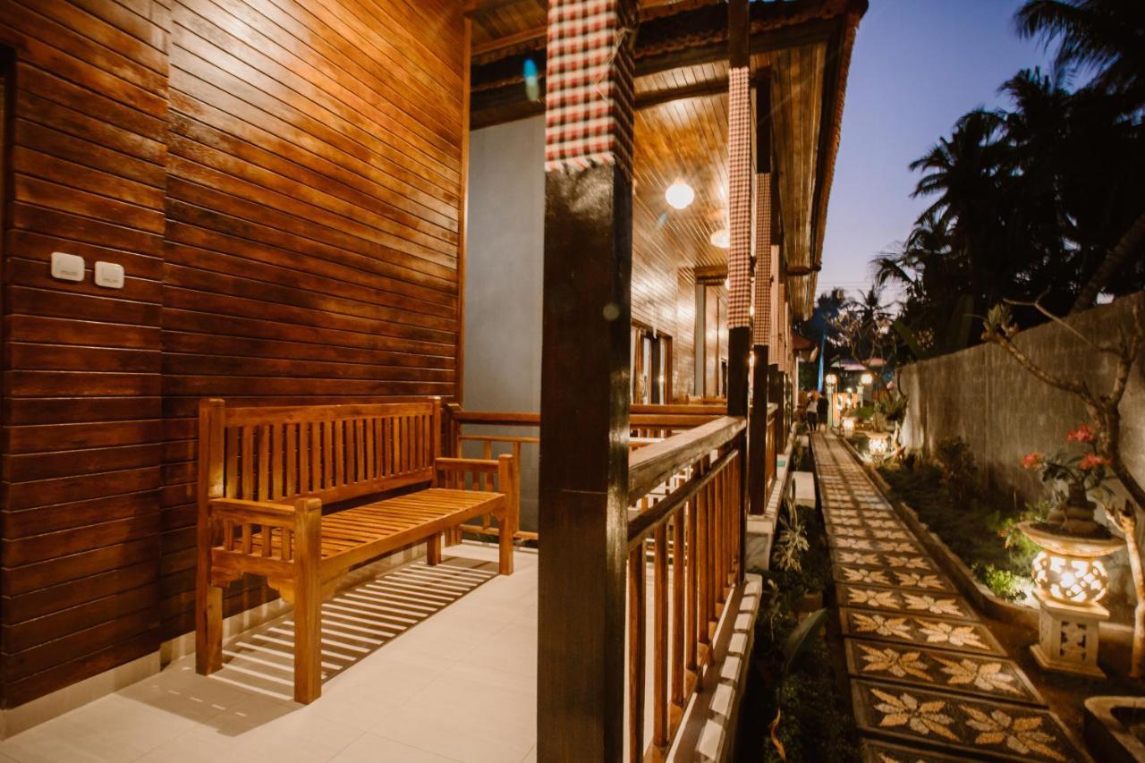 Double'D Hostel Batununggul Extérieur photo