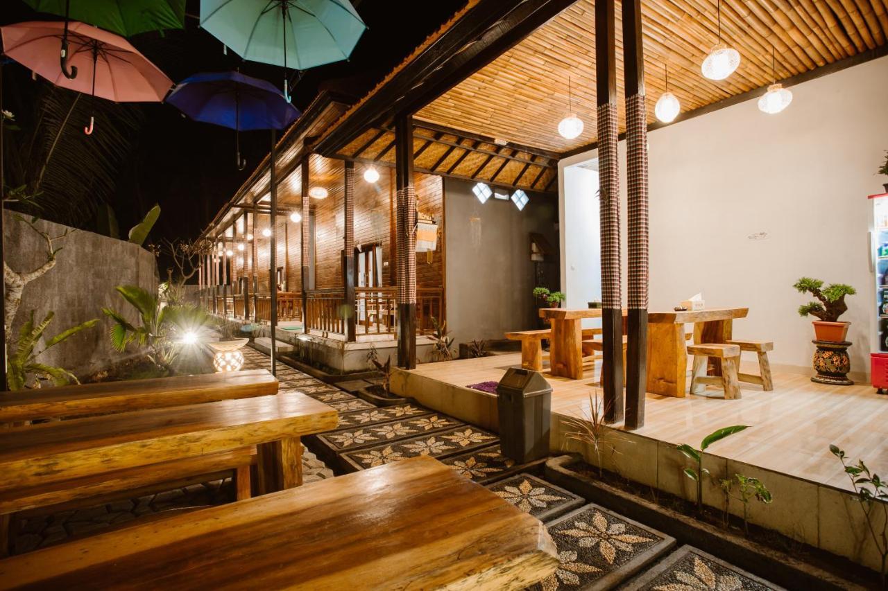 Double'D Hostel Batununggul Extérieur photo